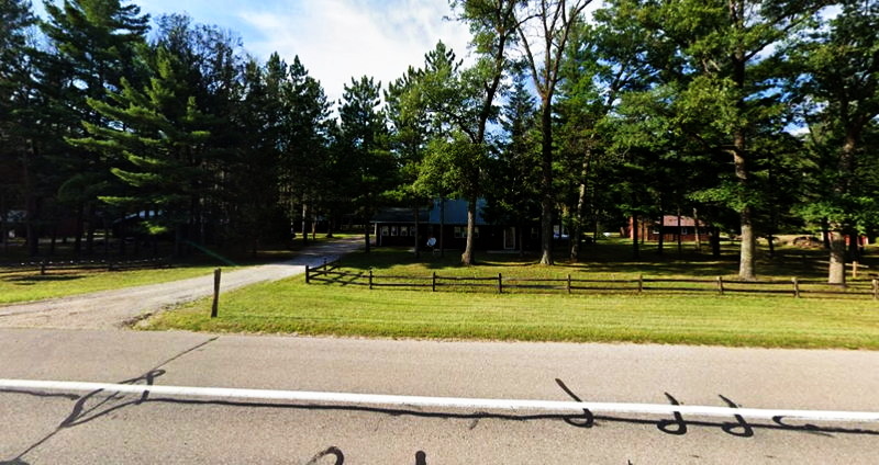 Northwood Cabins - Street View